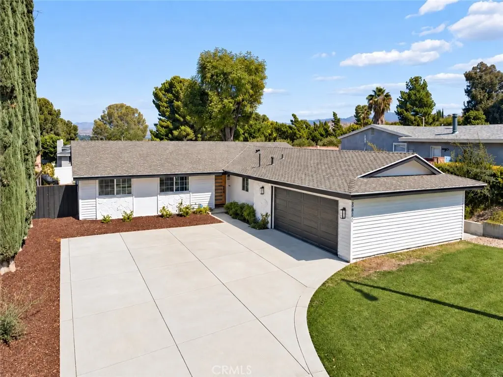 26410 Gimlet, Newhall, CA — listing photo 1