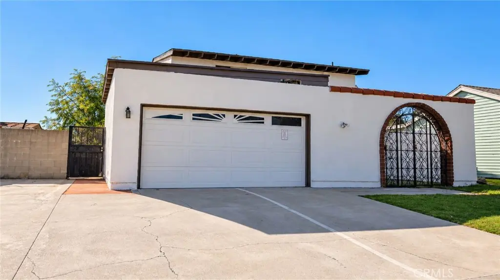 20215 Tajauta, Carson, CA — listing photo 1
