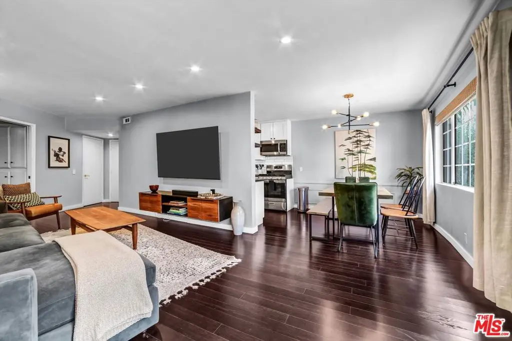 8490 Fountain Avenue 206, West Hollywood, CA — listing photo 1