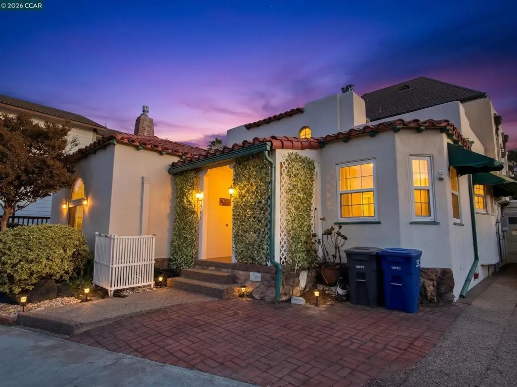 Single Family Residence for sale at 477 W 10Th St, Pittsburg, CA featuring 3 beds and 3 baths