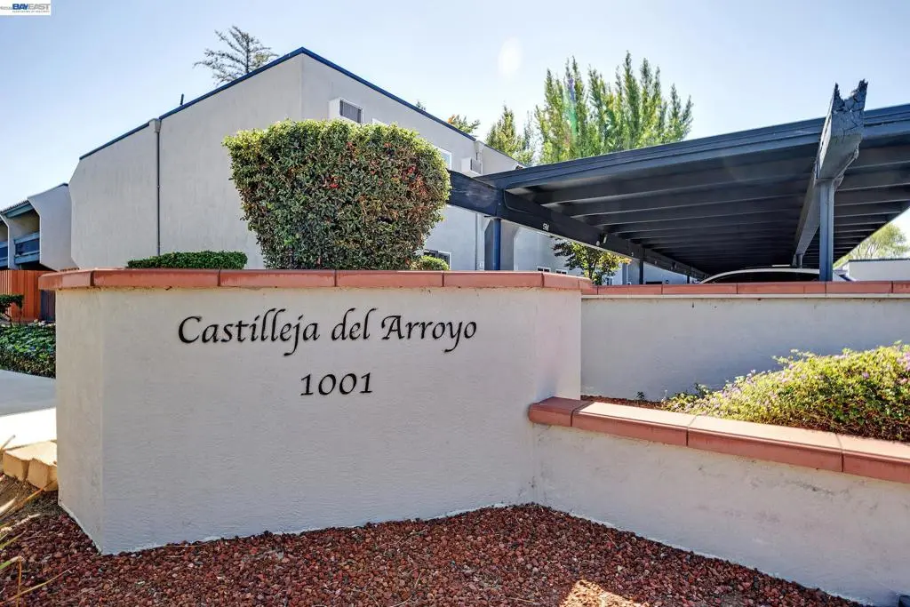 Condominium for sale at 1001 Murrieta Blvd 30, Livermore, CA featuring 2 beds and 1 bath