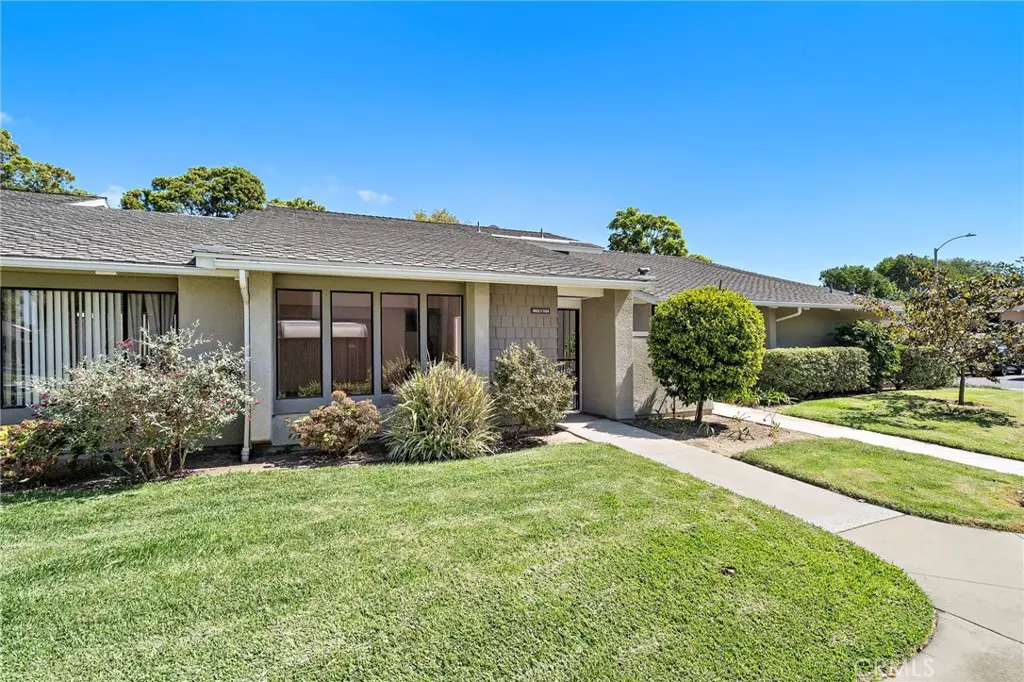 Condominium for sale at 8932 Biscayne Court 1320E, Huntington Beach, CA featuring 2 beds and 2 baths