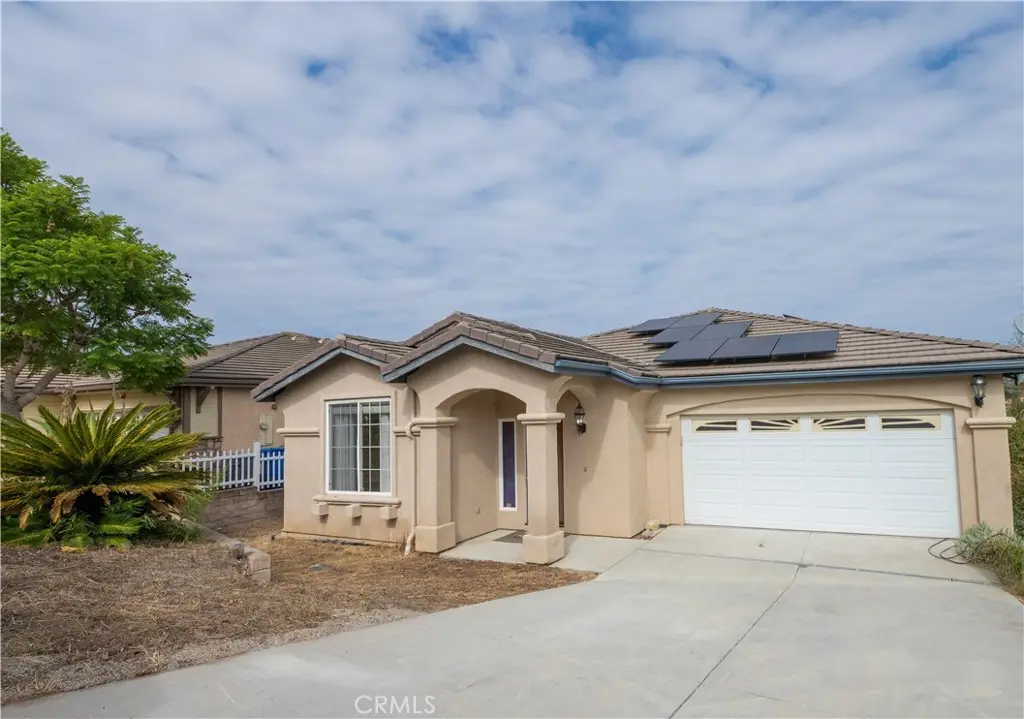 1545 Huckleberry, San Luis Obispo, CA — listing photo 1