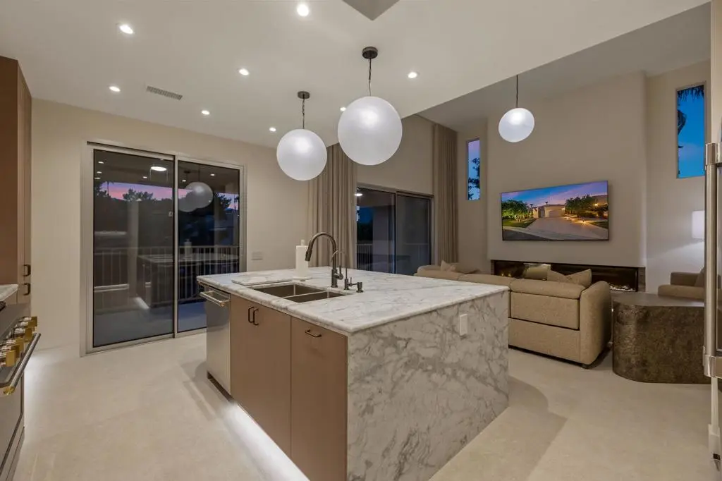 153 Lake Shore Drive, Rancho Mirage, CA — listing photo 1