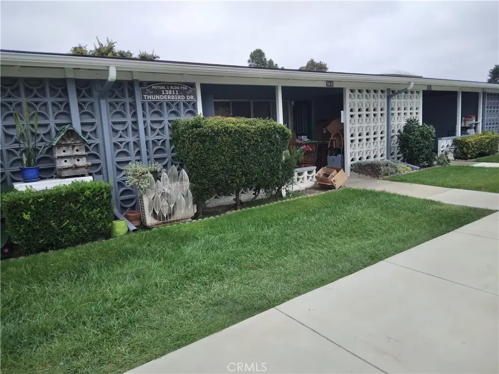 10811 Thunderbird Dr 56K M1, Seal Beach, CA — listing photo 1
