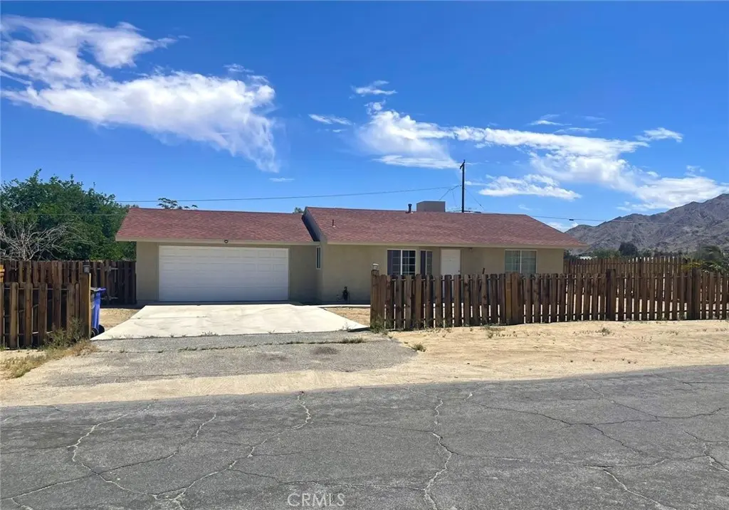 6663 Manzanita Avenue, 29 Palms, CA — listing photo 1
