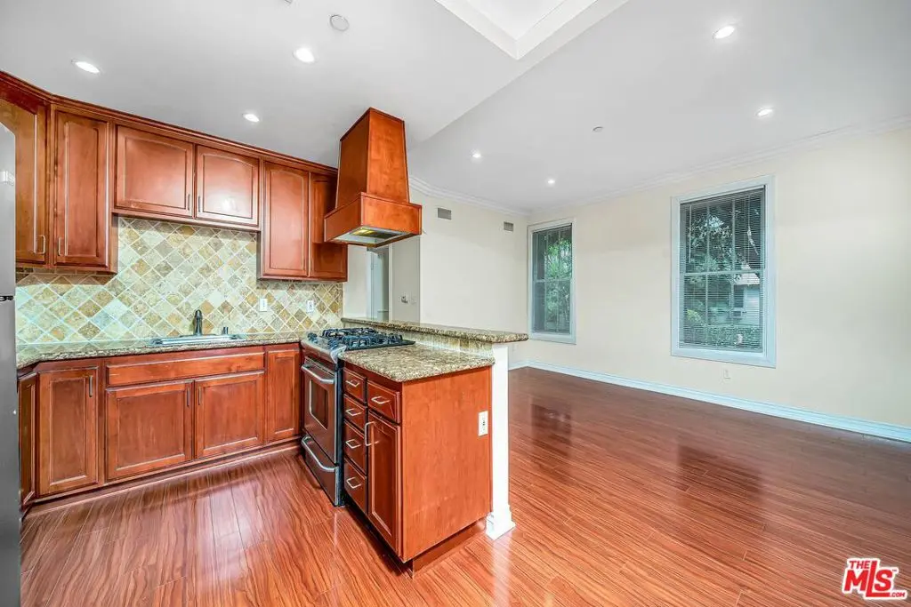 1236 N Flores Street 402, West Hollywood, CA — listing photo 1