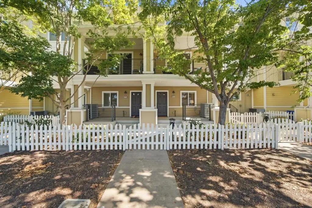 Townhouse for sale at 40733 Greystone Terrace, Fremont, CA featuring 4 beds and 4 baths