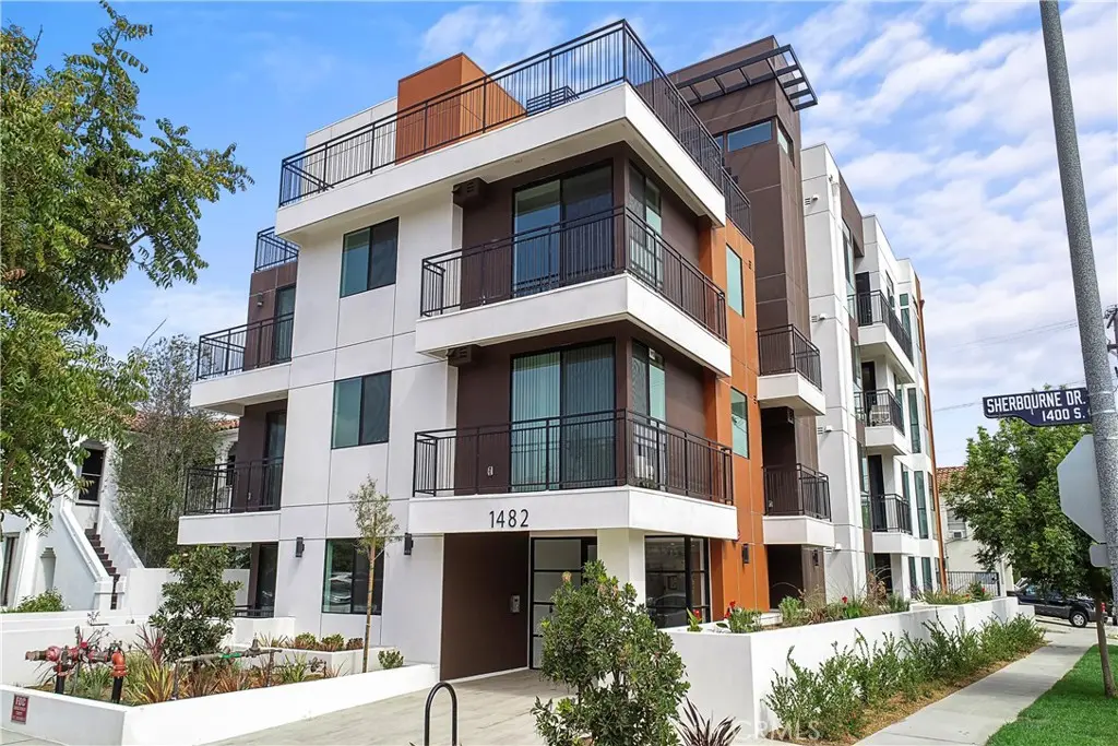 1482 S Sherbourne Drive 402, Los Angeles, CA — listing photo 1