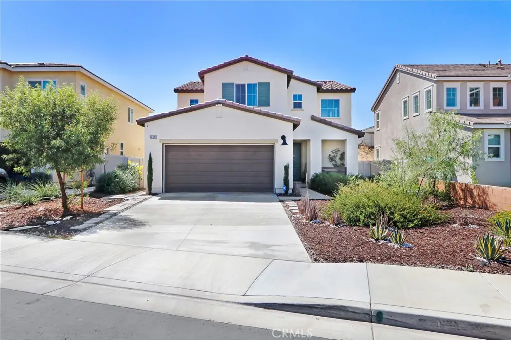 36971 Frantoio, Beaumont, CA — listing photo 1