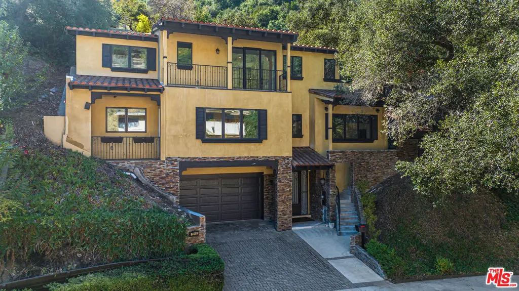 2566 E Chevy Chase Drive, Glendale, CA — listing photo 1