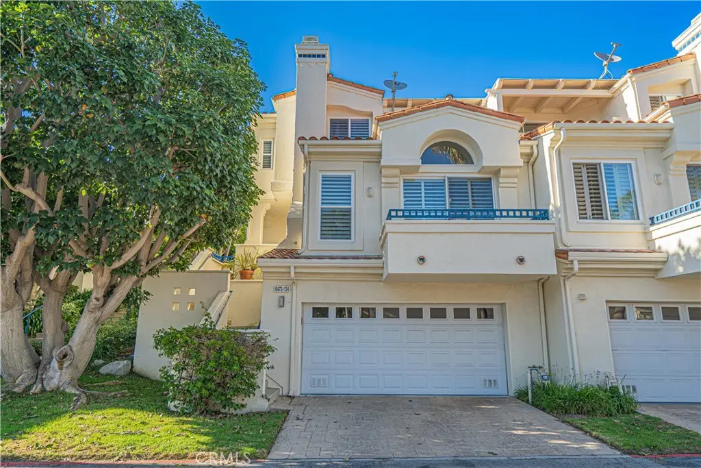6473 Zuma View 134, Malibu, CA — listing photo 1