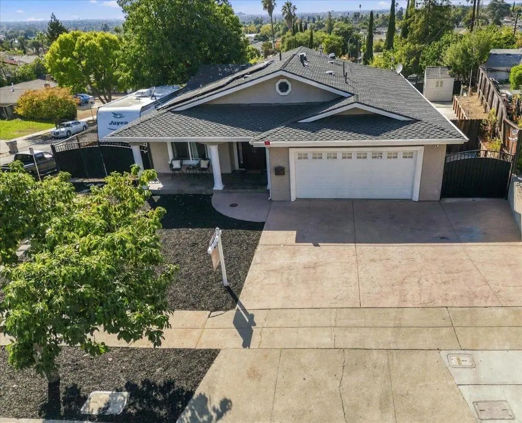 Single Family Residence for sale at 3562 Oakleaf, San Jose, CA featuring 3 beds and 2 baths