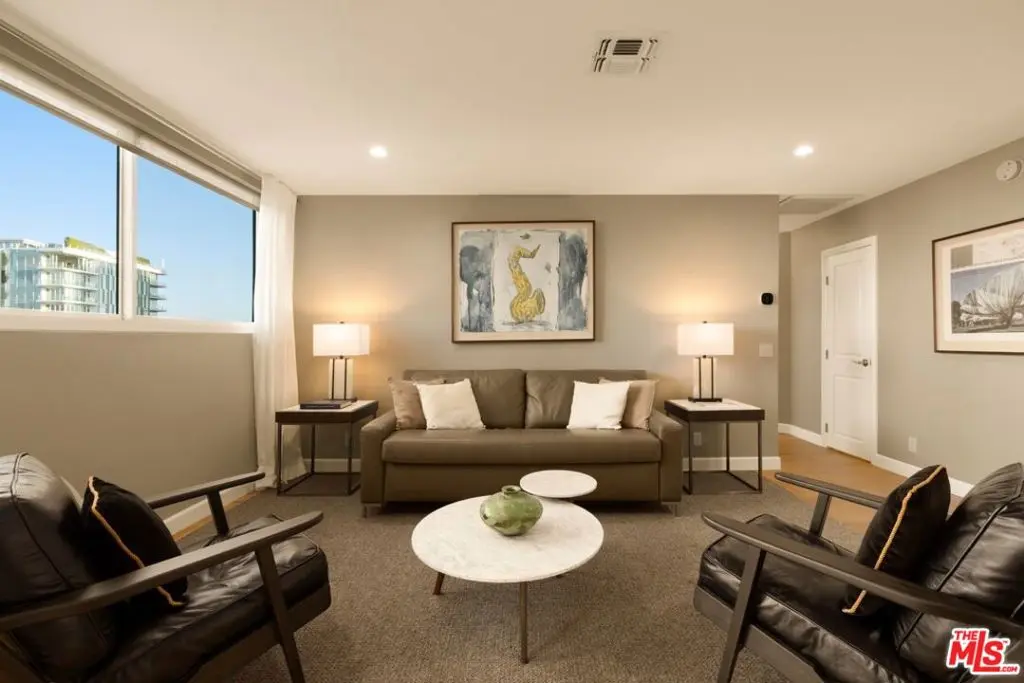 Condominium for sale at 100 S Doheny Drive 607, Los Angeles, CA featuring 1 bed and 2 baths