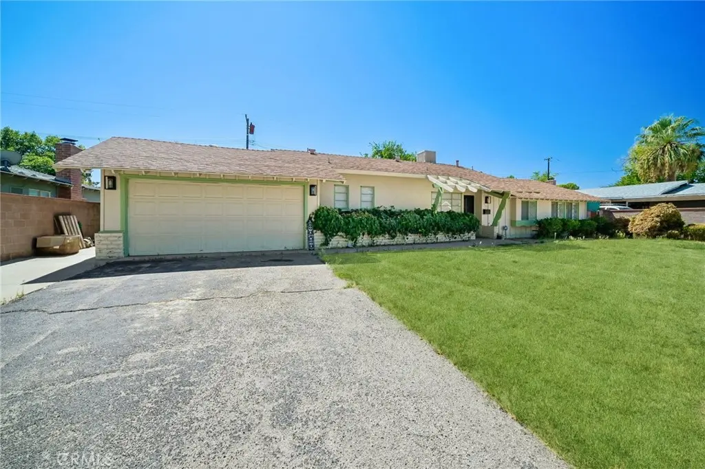 Single Family Residence for sale at 1112 E Avenue J4, Lancaster, CA featuring 3 beds and 2 baths