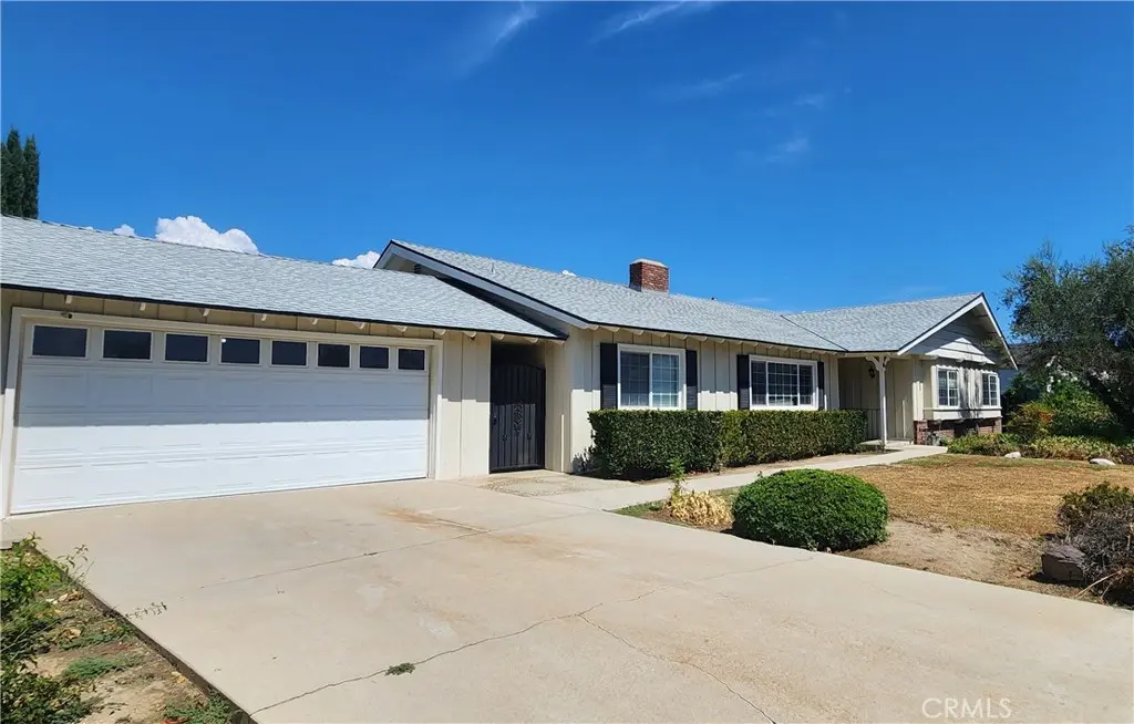 Single Family Residence for sale at 61 W Birchcroft Street, Arcadia, CA featuring 4 beds and 3 baths