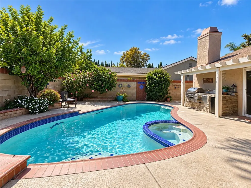 2539 S Garfield, Ontario, CA — listing photo 1