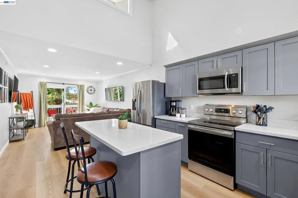 3839 Vineyard Ave E, Pleasanton, CA — listing photo 1