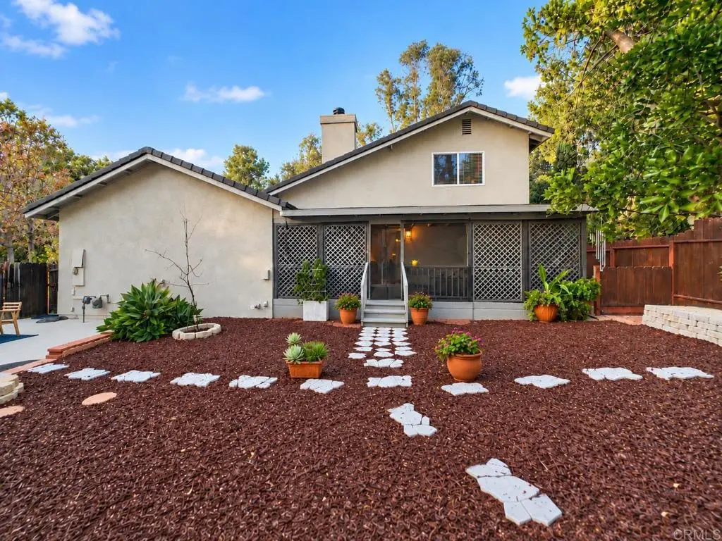916 Mimosa Avenue, Vista, CA — listing photo 1