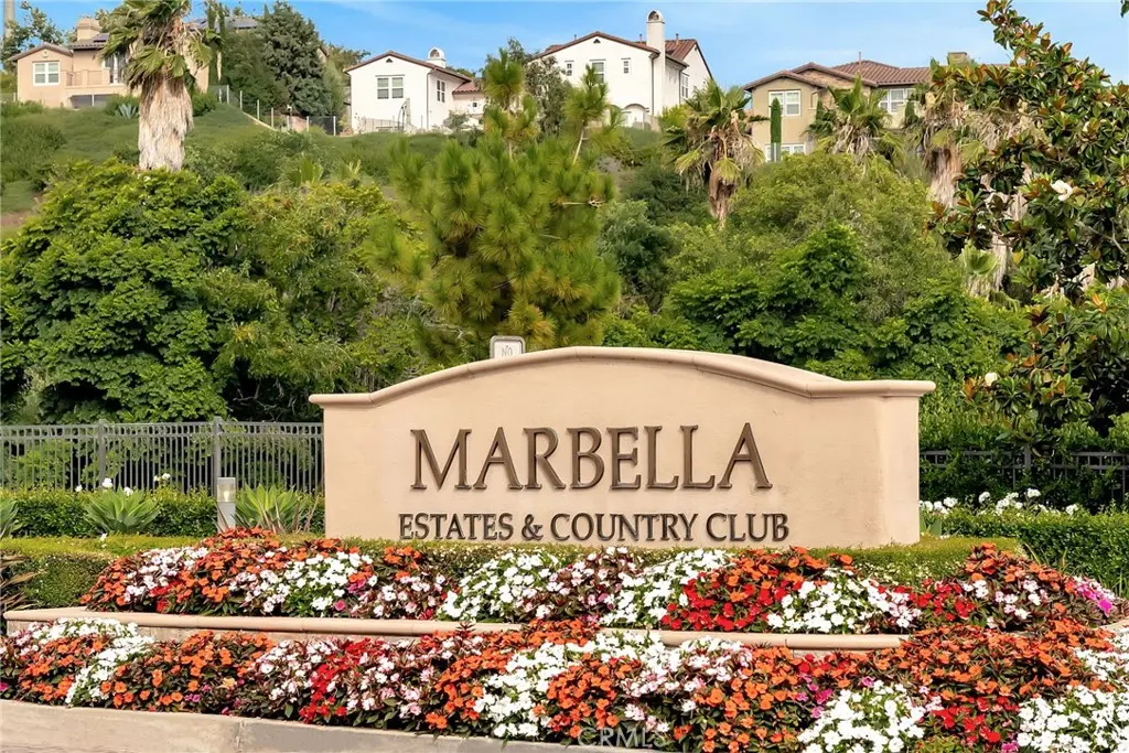 Condominium for rent at 12 Plaza Baja Del Sol, San Juan Capistrano, CA featuring 2 beds and 3 baths