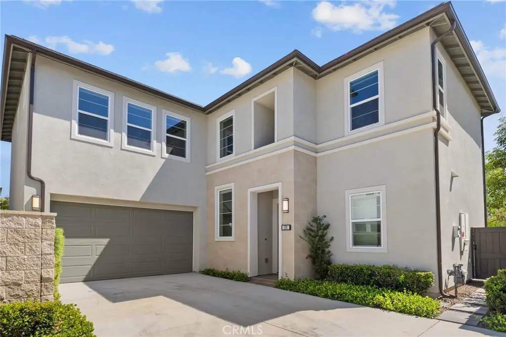 370 Brackens, Lake Forest, CA — listing photo 1