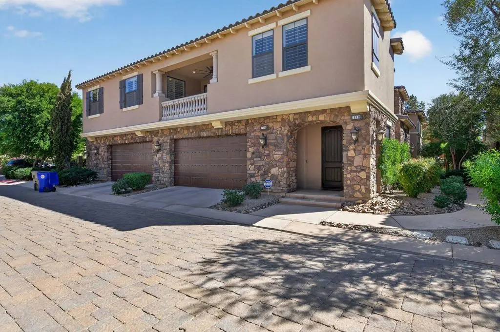 2073 Via Alba, Palm Desert, CA — listing photo 1