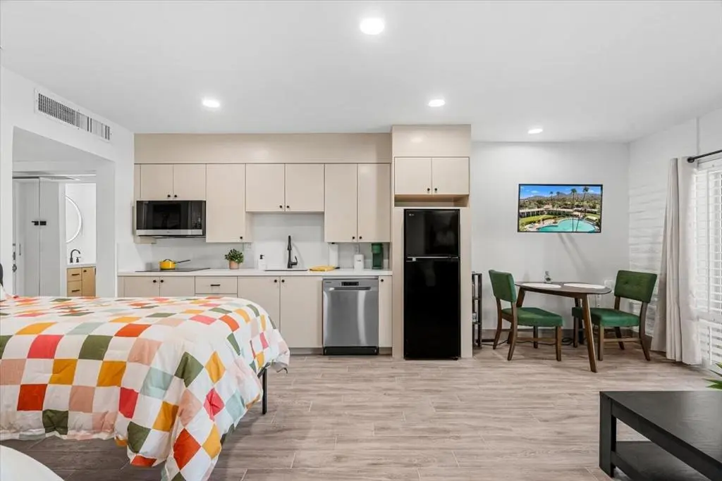 73850 Fairway Drive 115, Palm Desert, CA — listing photo 1