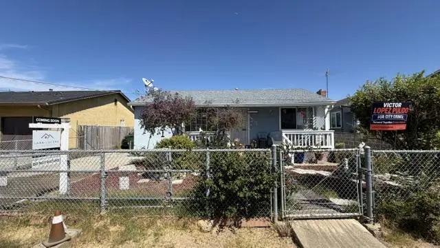 Single Family Residence for sale at 33438 7th Street, Union City, CA featuring 3 beds and 2 baths
