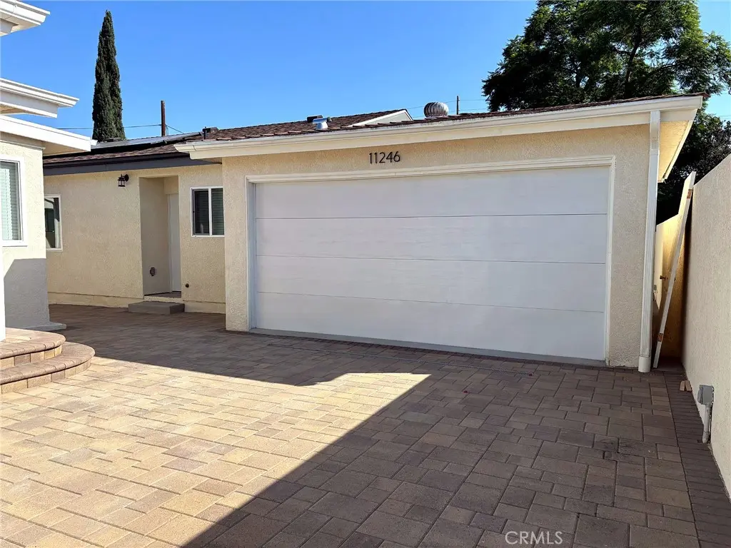 11246 Lull Street, Sun Valley, CA — listing photo 1