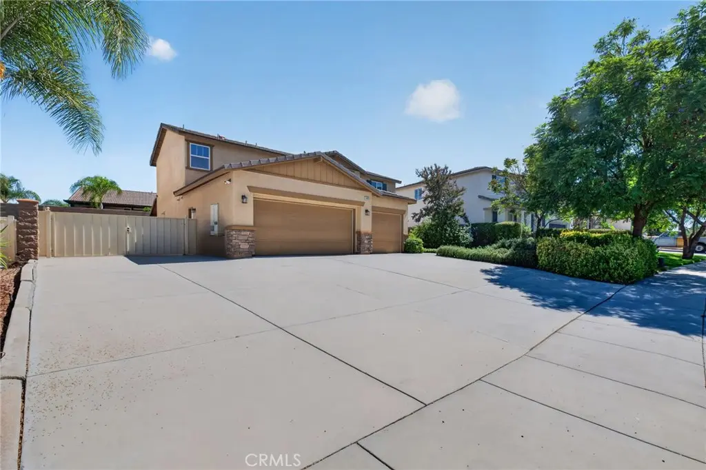 34892 Armstrong Road, Winchester, CA — listing photo 1