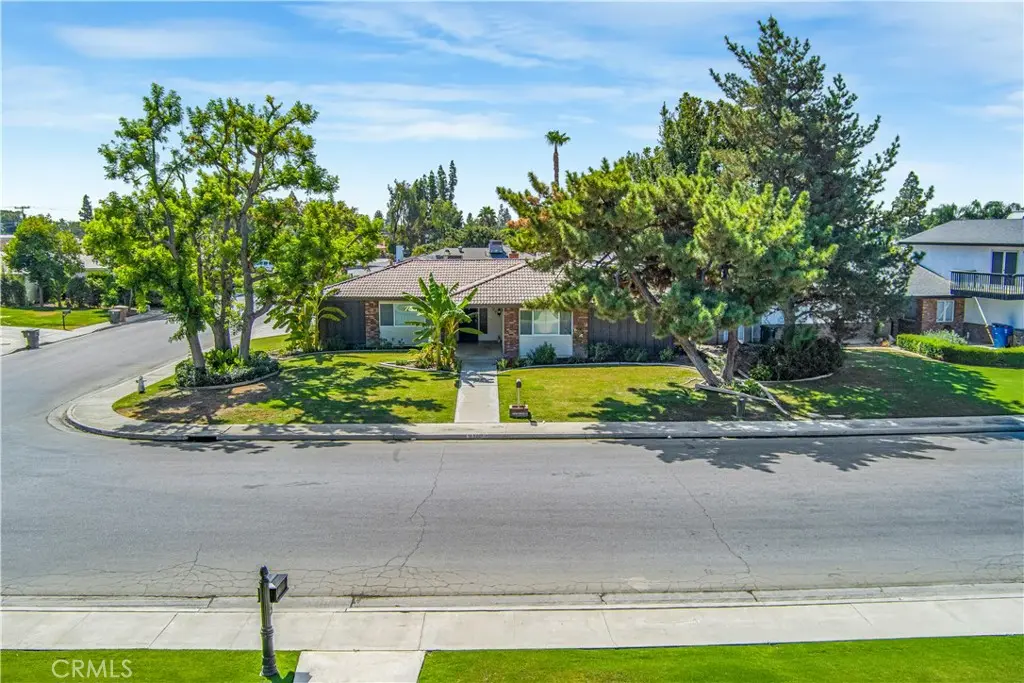 Single Family Residence for sale at 5001 SEA STAR LANE, Bakersfield, CA featuring 4 beds and 2 baths