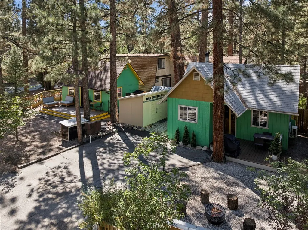 903 W Rainbow Boulevard, Big Bear City, CA — listing photo 1