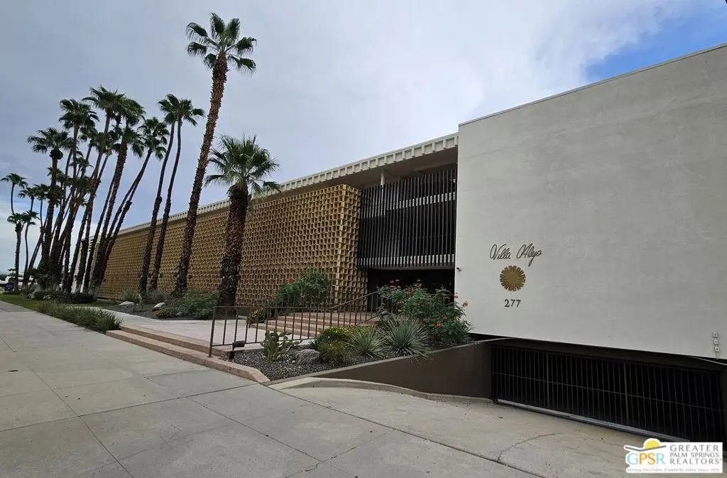 277 E Alejo Road 220, Palm Springs, CA — listing photo 1