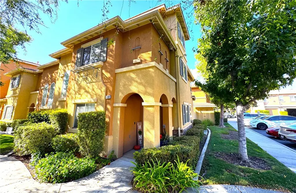 Condominium for sale at 26379 Arboretum 1404, Murrieta, CA featuring 3 beds and 3 baths