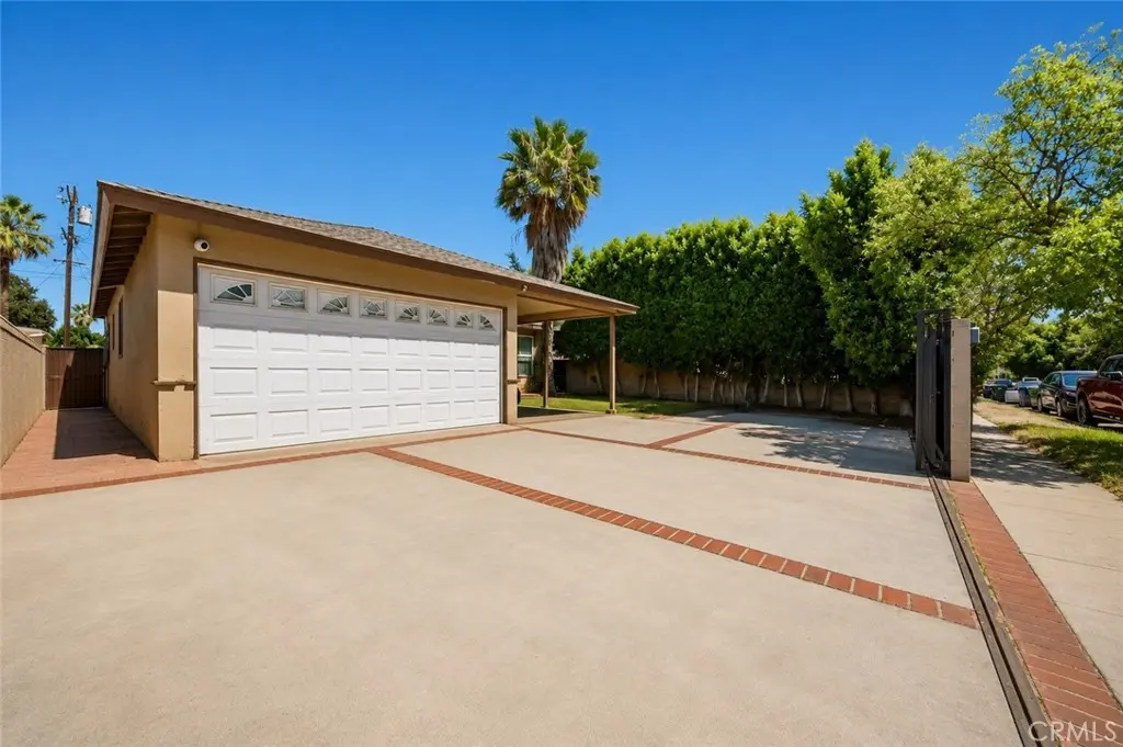 Single Family Residence for sale at 7112 Teesdale, Los Angeles, CA featuring 3 beds and 2 baths