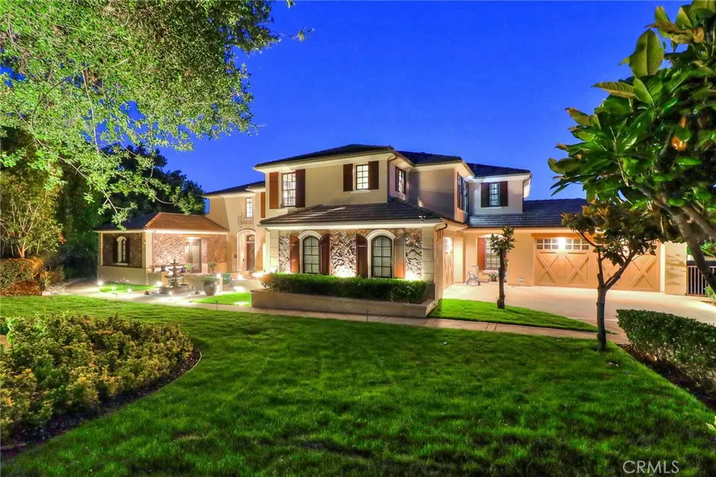 725 Carriage House, Arcadia, CA — listing photo 1