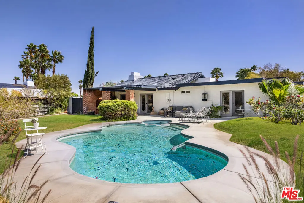 772 E El Conquistador, Palm Springs, CA — listing photo 1