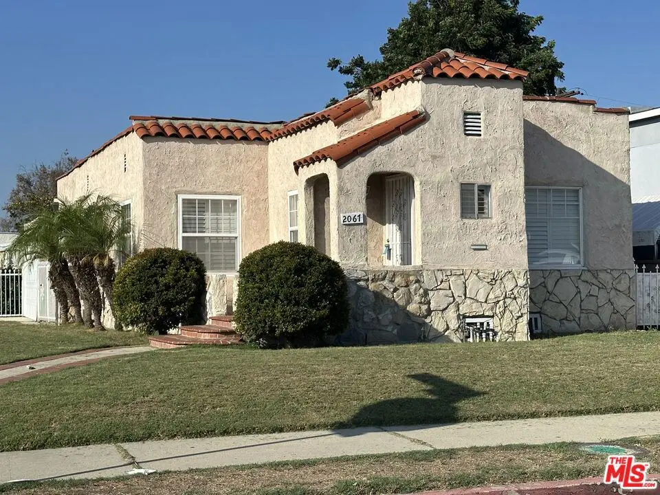2067 W 65th Place, Los Angeles, CA — listing photo 1