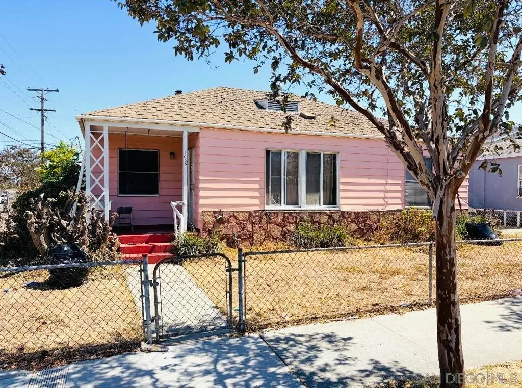 Single Family Residence for sale at 1053 Woodlawn Ave, Chula Vista, CA featuring 3 beds and 1 bath
