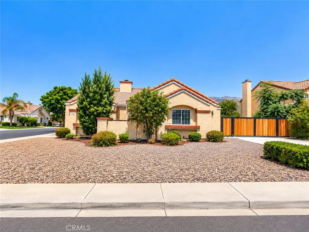503 E 1st Street, San Jacinto, CA — listing photo 1