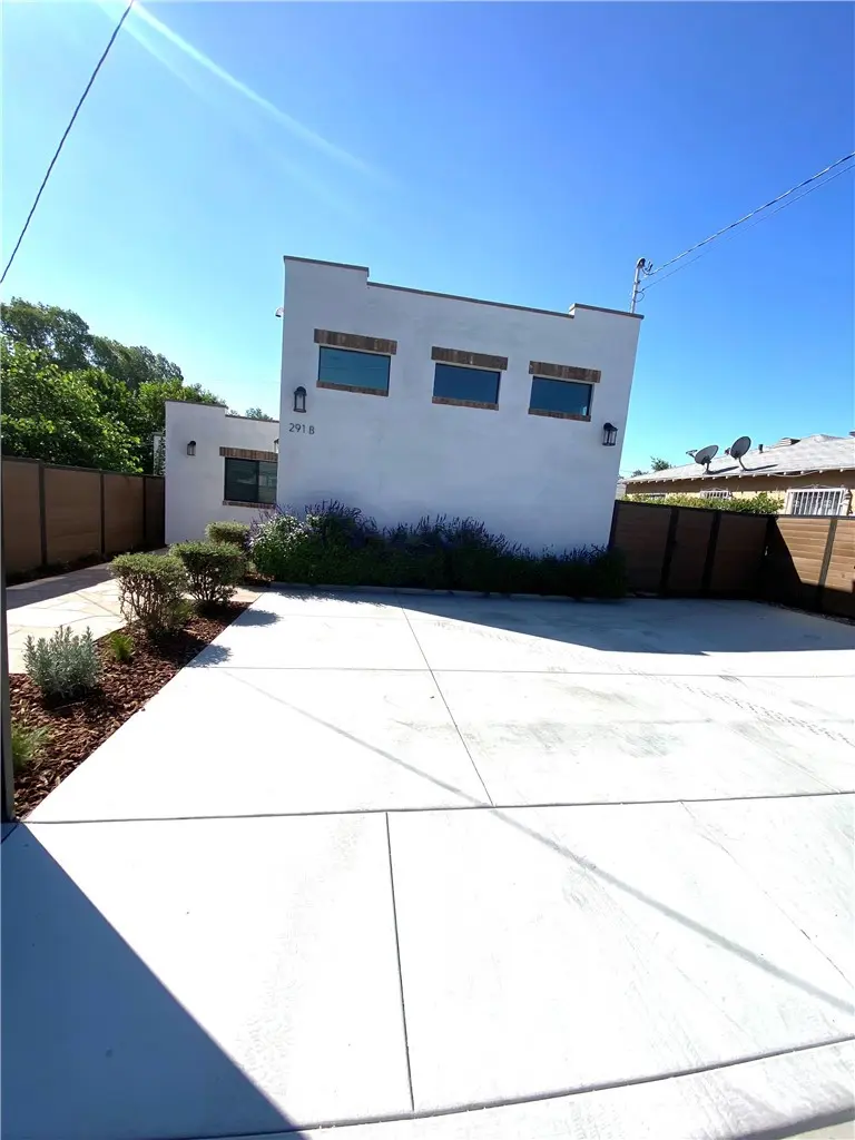291 6th, Upland, CA — listing photo 1
