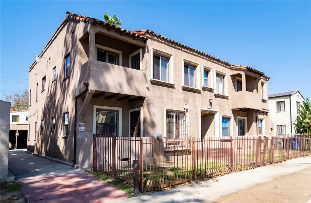 4237 8th Avenue, Los Angeles, CA — listing photo 1