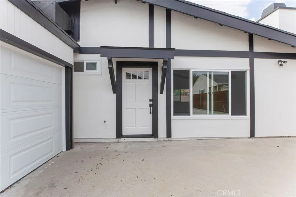 821 N Maple B, Burbank, CA — listing photo 1