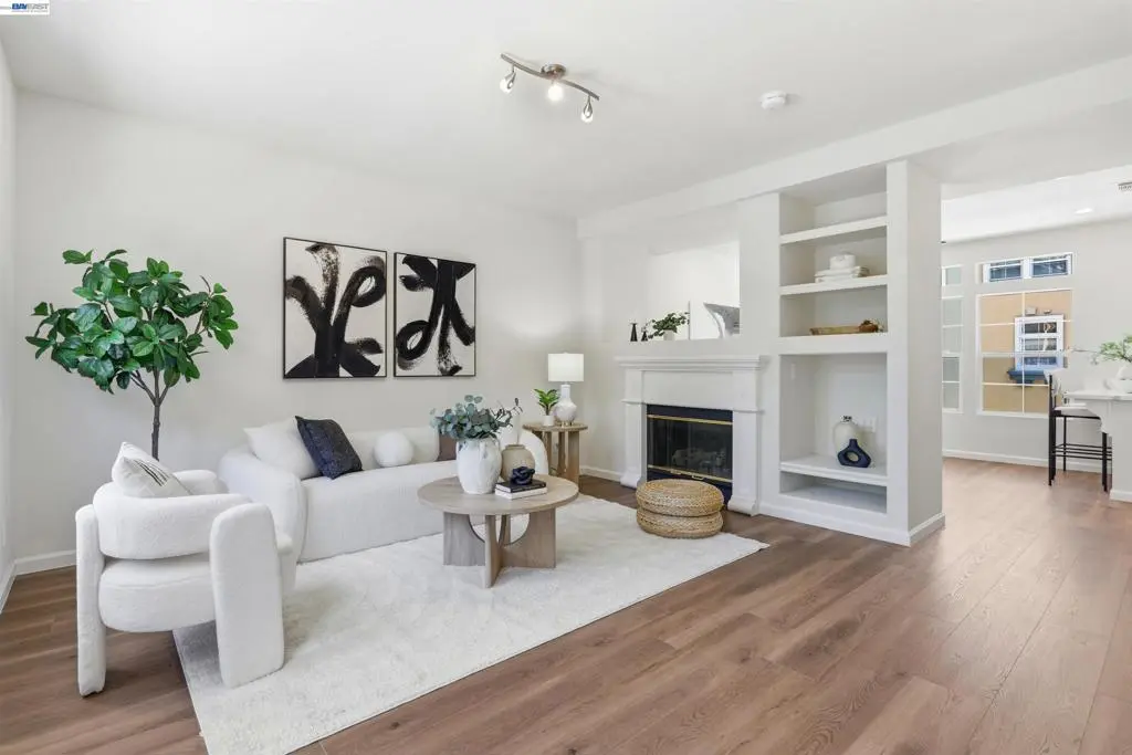 Townhouse for sale at 3581 Braxton Cmn, Fremont, CA featuring 3 beds and 3 baths
