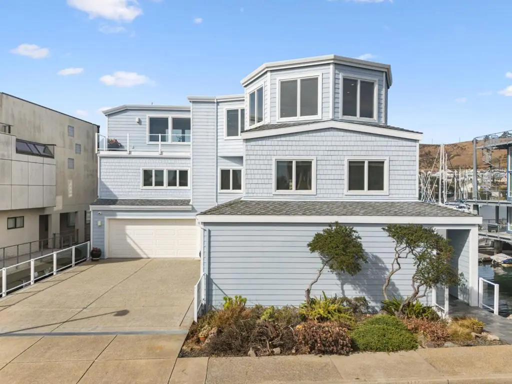 Single Family Residence for sale at 1425 Sandpiper Spit, Richmond, CA featuring 4 beds and 5 baths