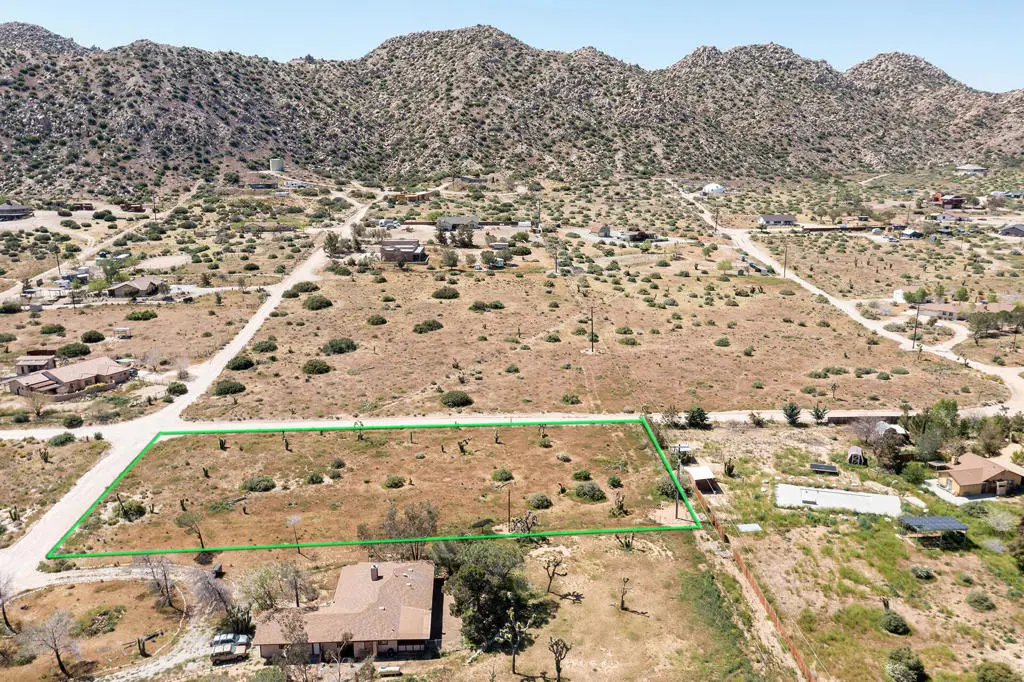 129 Annie Oakley, Pioneertown, CA — listing photo 1