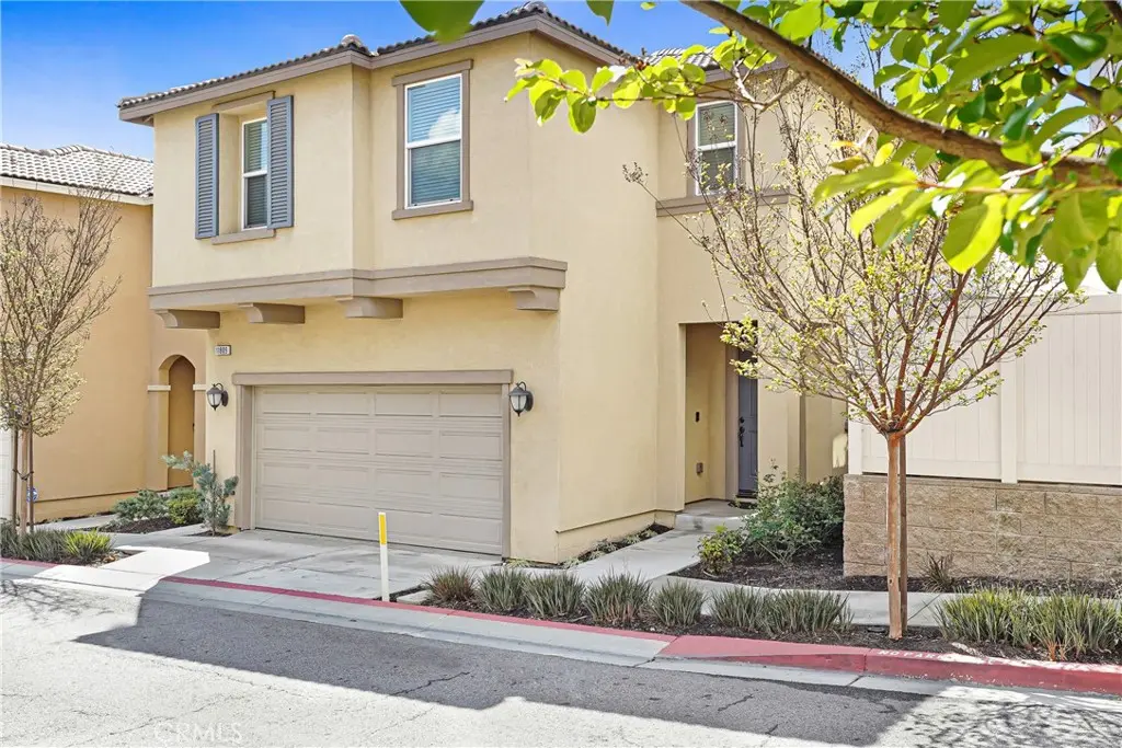 11809 Vienna Lane, Los Angeles, CA — listing photo 1