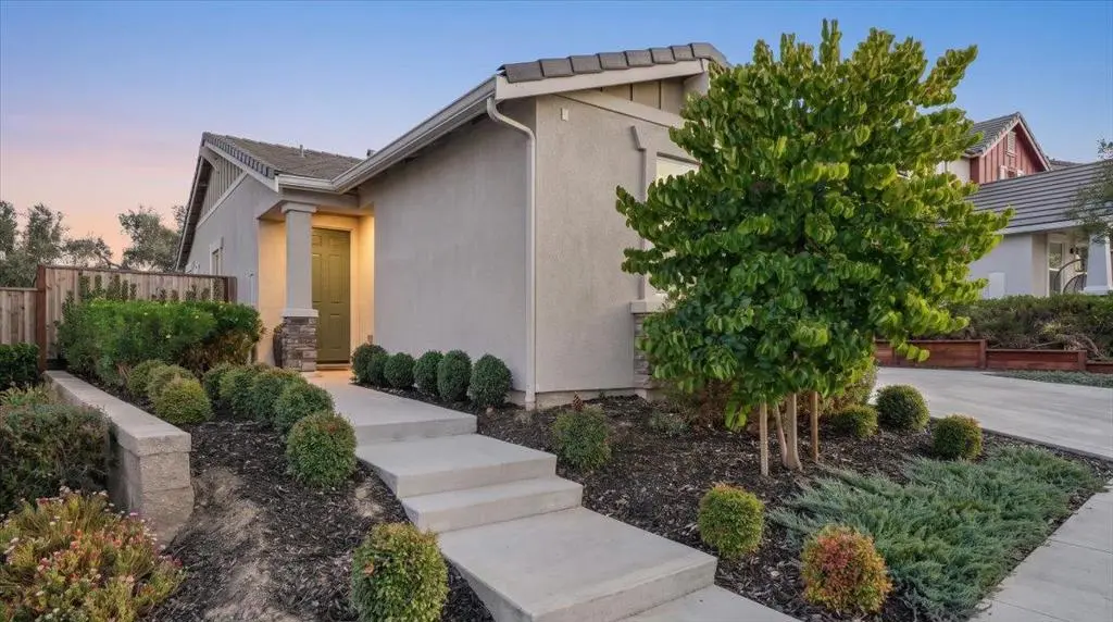 7050 Vintner Court, Gilroy, CA — listing photo 1