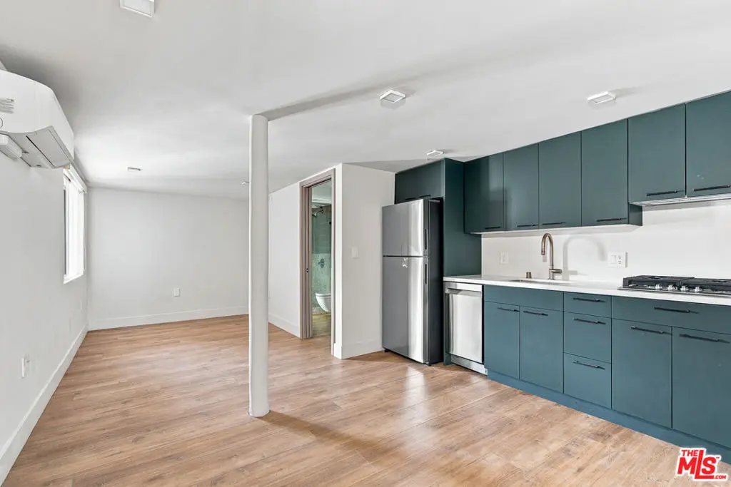 Condominium for rent at 12425 Texas Avenue 9, Los Angeles, CA featuring 1 bed and 1 bath