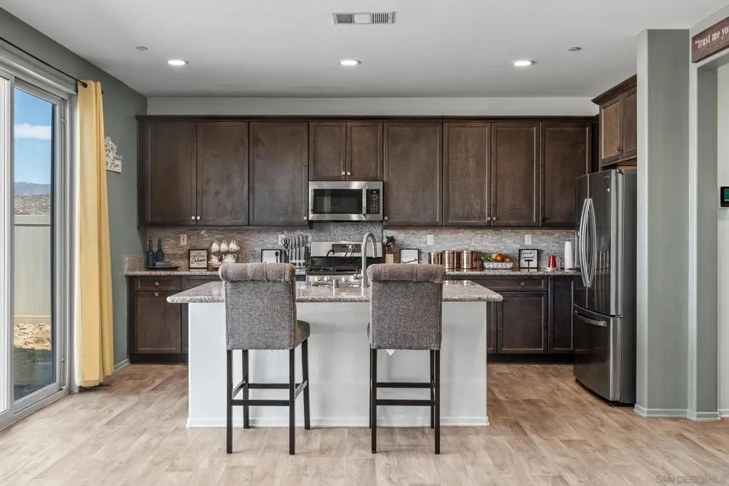 3048 Eveningcloud St, Hemet, CA — listing photo 1